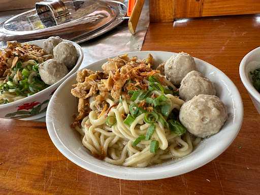 Mie Ayam & Bakso Joglo Semar 4