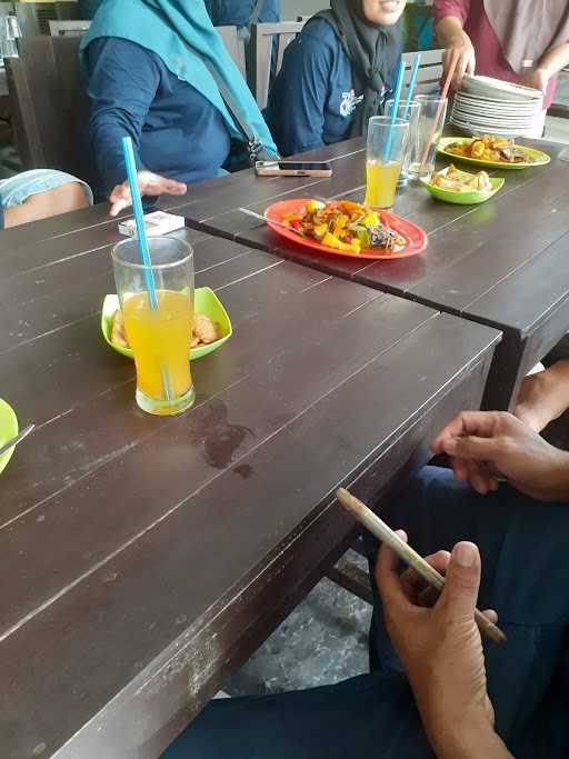 Rumah Makan Yuda 8