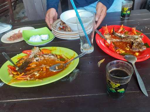 Rumah Makan Yuda 4