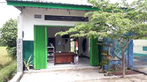 Warung Nasi Lindung Bang Yer 7