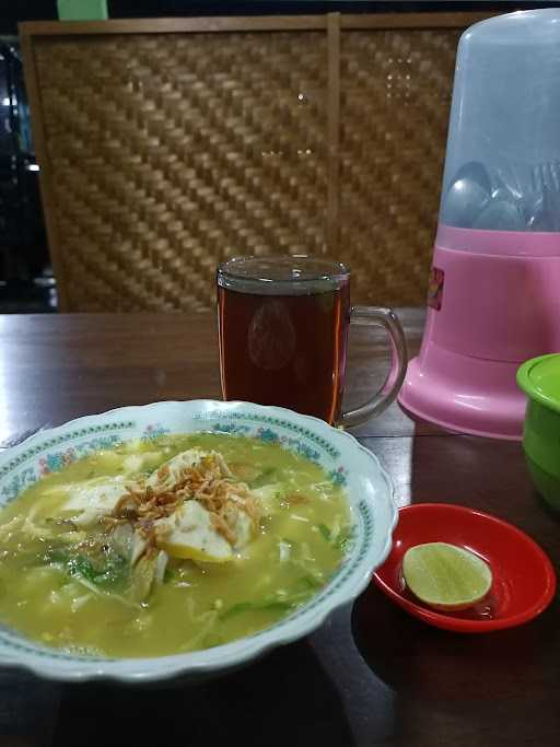 Soto Ayam Pak Djoyo 4