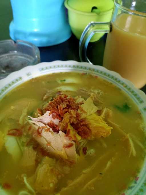 Soto Ayam Pak Djoyo 6