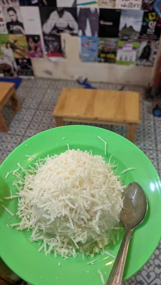 Cerita Ketan Susu 4