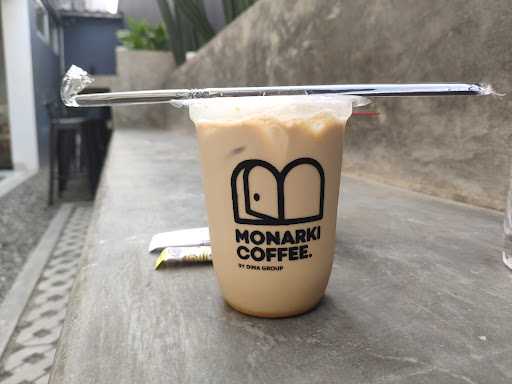 Monarki Coffee Rawamangun 1