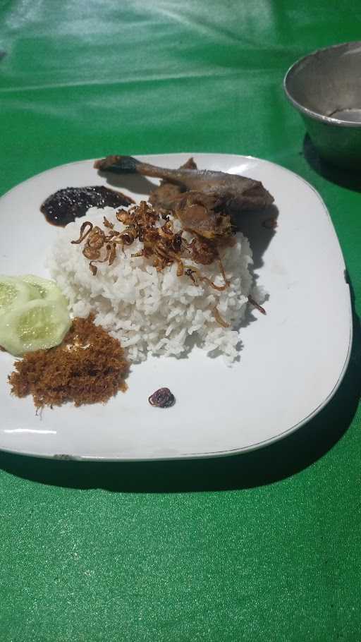 Bebek Madura Ibu Dewi 3