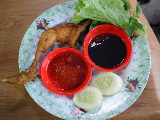 Ayam Goreng Nasi Uduk Tirta Kencana 7