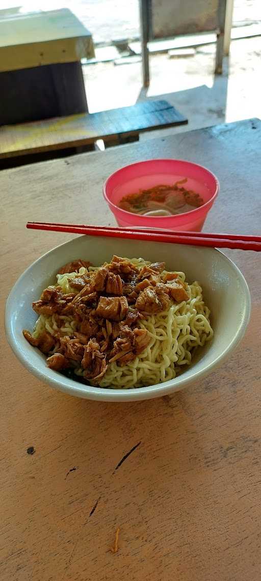 Bakmi Legits Rawamangun 5