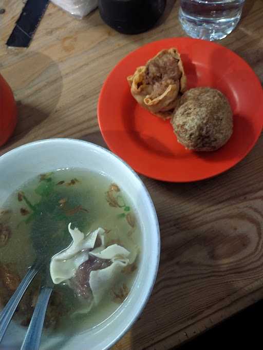 Bakso Bakwan Malang Cak Su Kumis 10