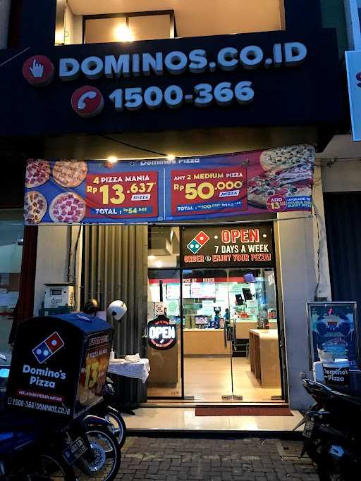 Domino'S Pizza 10