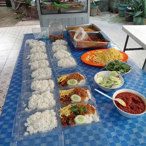 Nasi Uduk & Kue Langgeng Sari 3