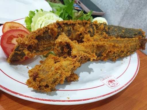 Ny. Suharti Fried Chicken 9