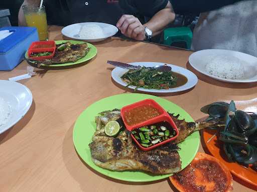 Sea Food Tiga Dara 2