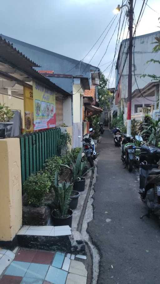 Soto Betawi Mpok Lia 1