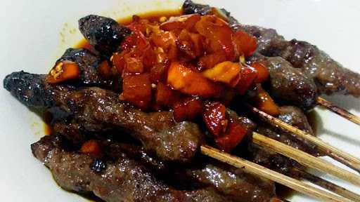 Tukang Masak Sate Maranggi 7