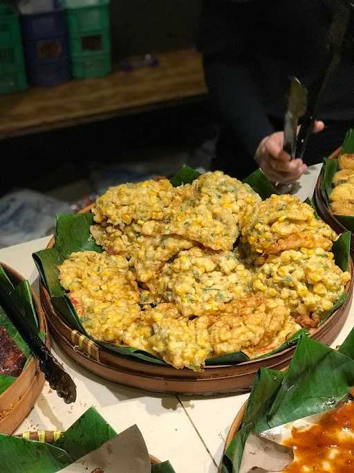 Warung Nasi Ampera 10