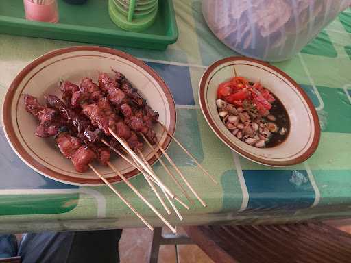 Warung Sate Kambing Hj. Sarinem 4