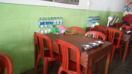 Rumah Makan Pincuran Tujuah 2