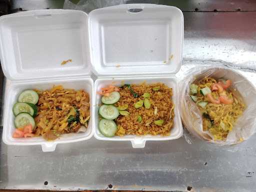 Nasi Goreng Gila Kukusan 7