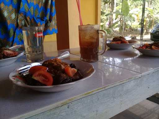 Warung Sate Bu Mafiyah 10