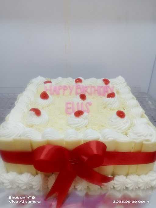 Toko Kue Arsyah Cake 6