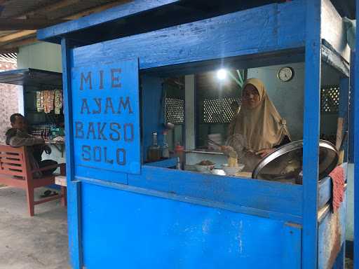 Mie Ayam Mie Bakso Solo 5