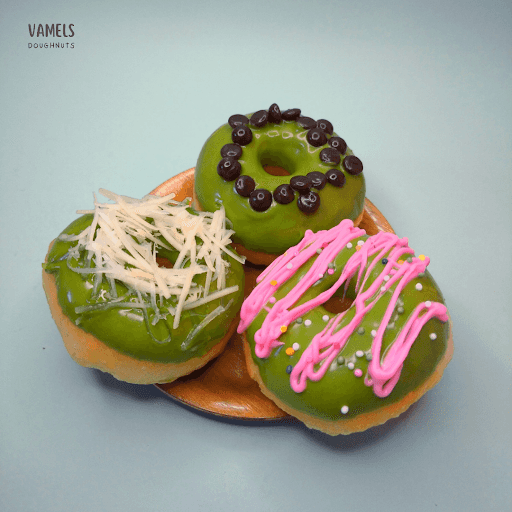 Vamels Doughnuts 1