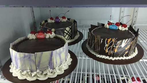 Anyelir Cake Dan Bakery 6