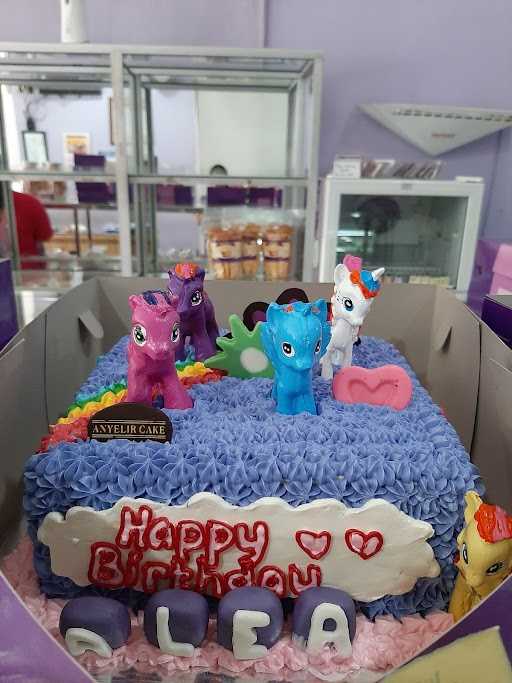 Anyelir Cake Dan Bakery 4