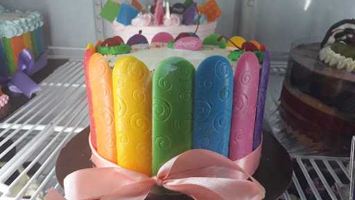 Anyelir Cake Dan Bakery 2