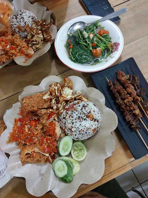 Ayam Geprek Sambel Cenghar 10