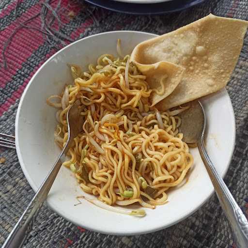 Baso Bandung Plus Es Campur 10