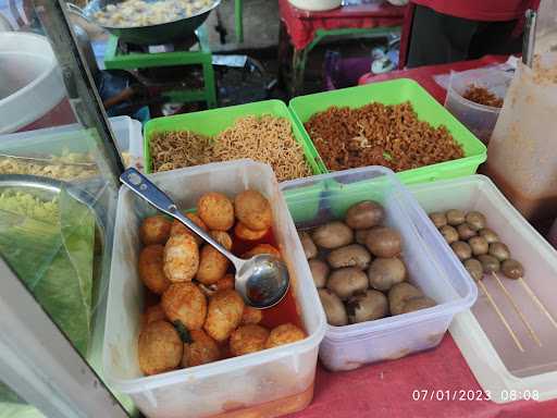 Nasi Uduk Mbak Santi 1