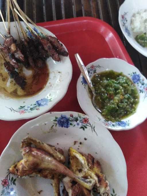 Waroeng Sate Katresna 10