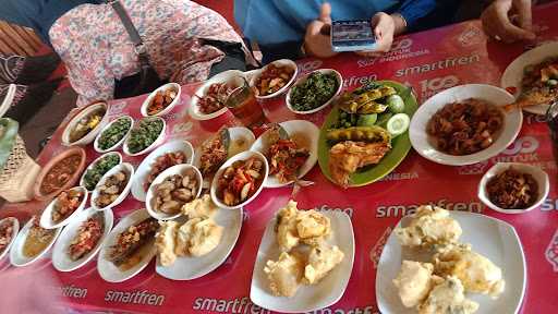 Warung Nasi Saungkuring 2