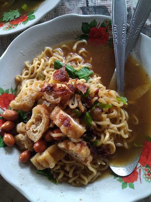 Warung Mie Tek Pak Tarno 3