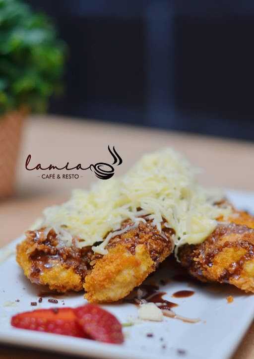 Lamia Cafe & Resto 6