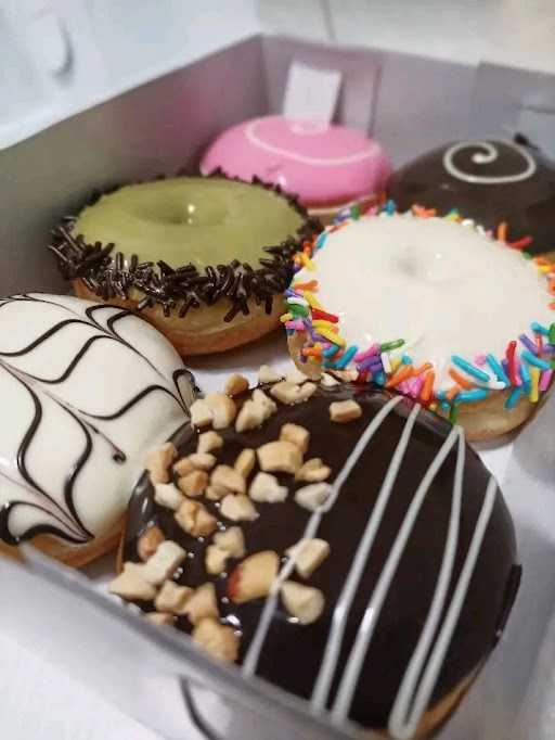 Donat Geulis 3