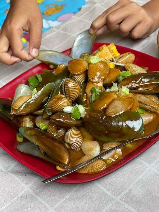 Kedai Seafood Dan Duren 4