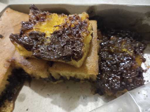 Martabak Favorite 29 ( Cabang Kawali ) 10