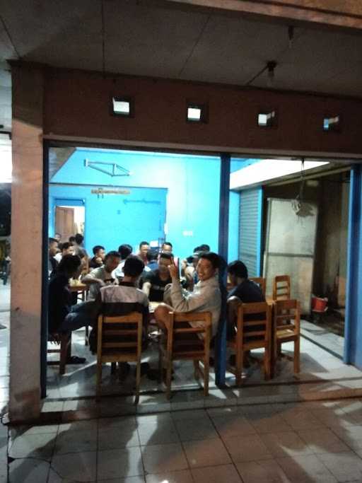 Warung Kopi Sakmadyo 9