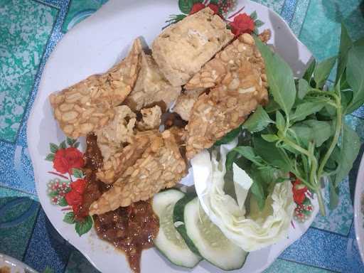 Seafood Pojok Kidul Alun Alun 8