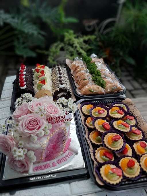 Mimi Yummy Tart,Cake & Tumpeng 3