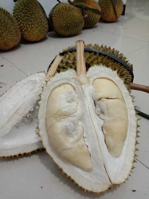 Durian Nyamleng 4