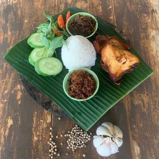 Juragan Ayam Goreng Laos 1