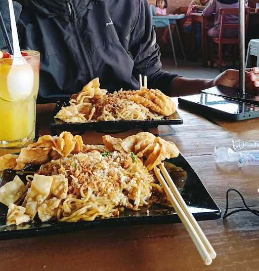 Mie Gacoan Purwokerto 7