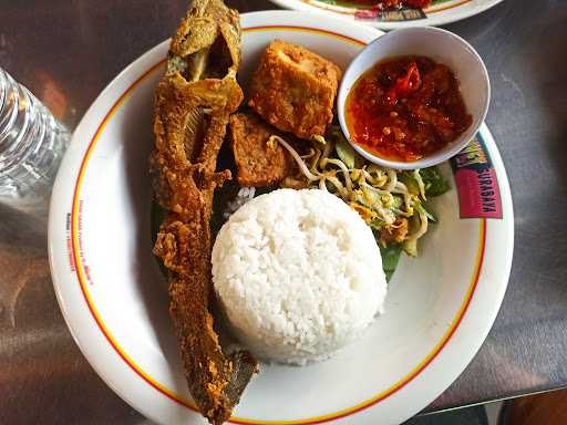 Ayam Penyet Surabaya Dr. Angka 6