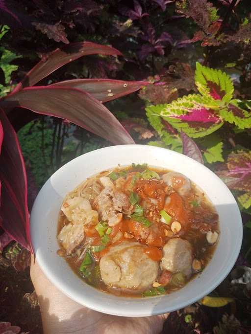 Bakso Sapi Untung Kurnia 8