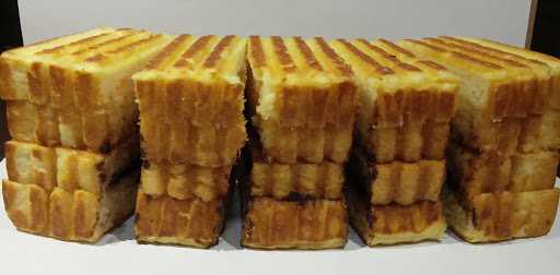 Roti Bakar Dayat 9