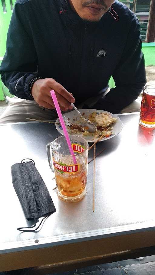 Warung Makan Bu R 9