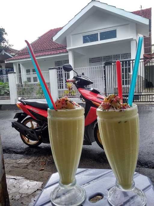 Warung Rujak Bu Anwar 3